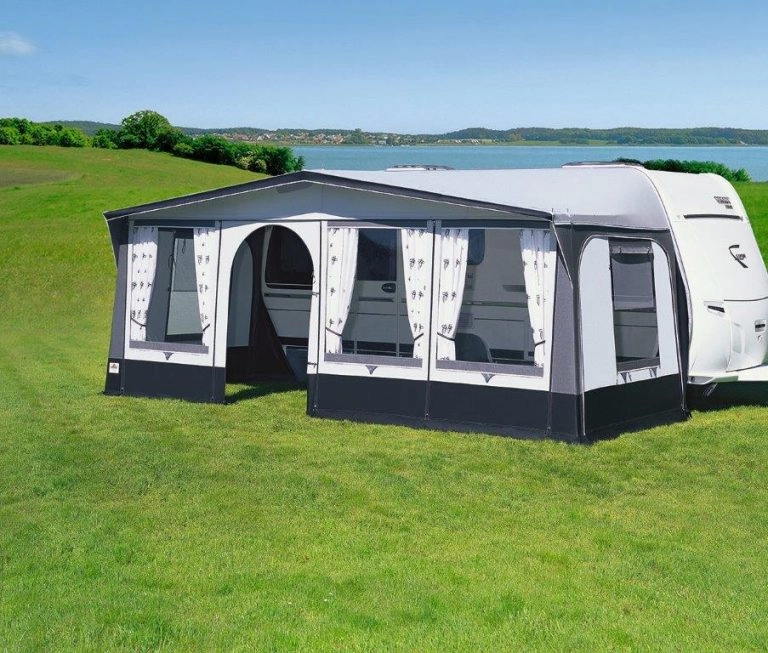 Brand voortent Safir TL 240