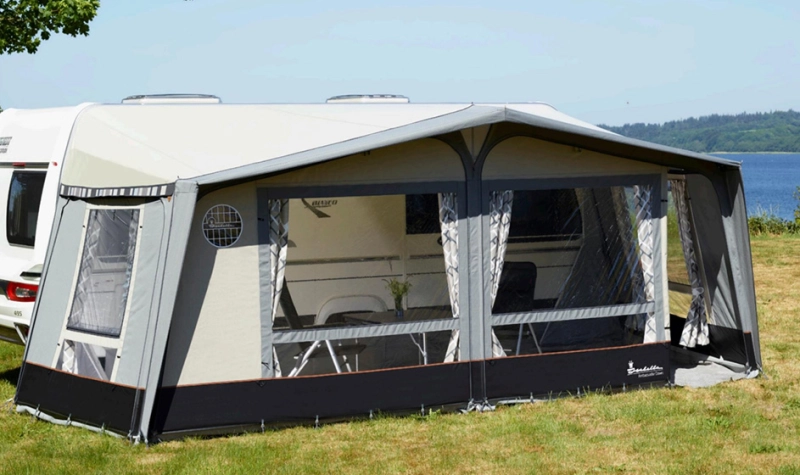 Isabella voortent Ambassador Dawn