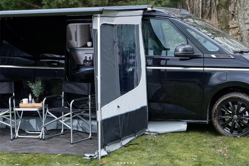 Isabella Van Side Rechts